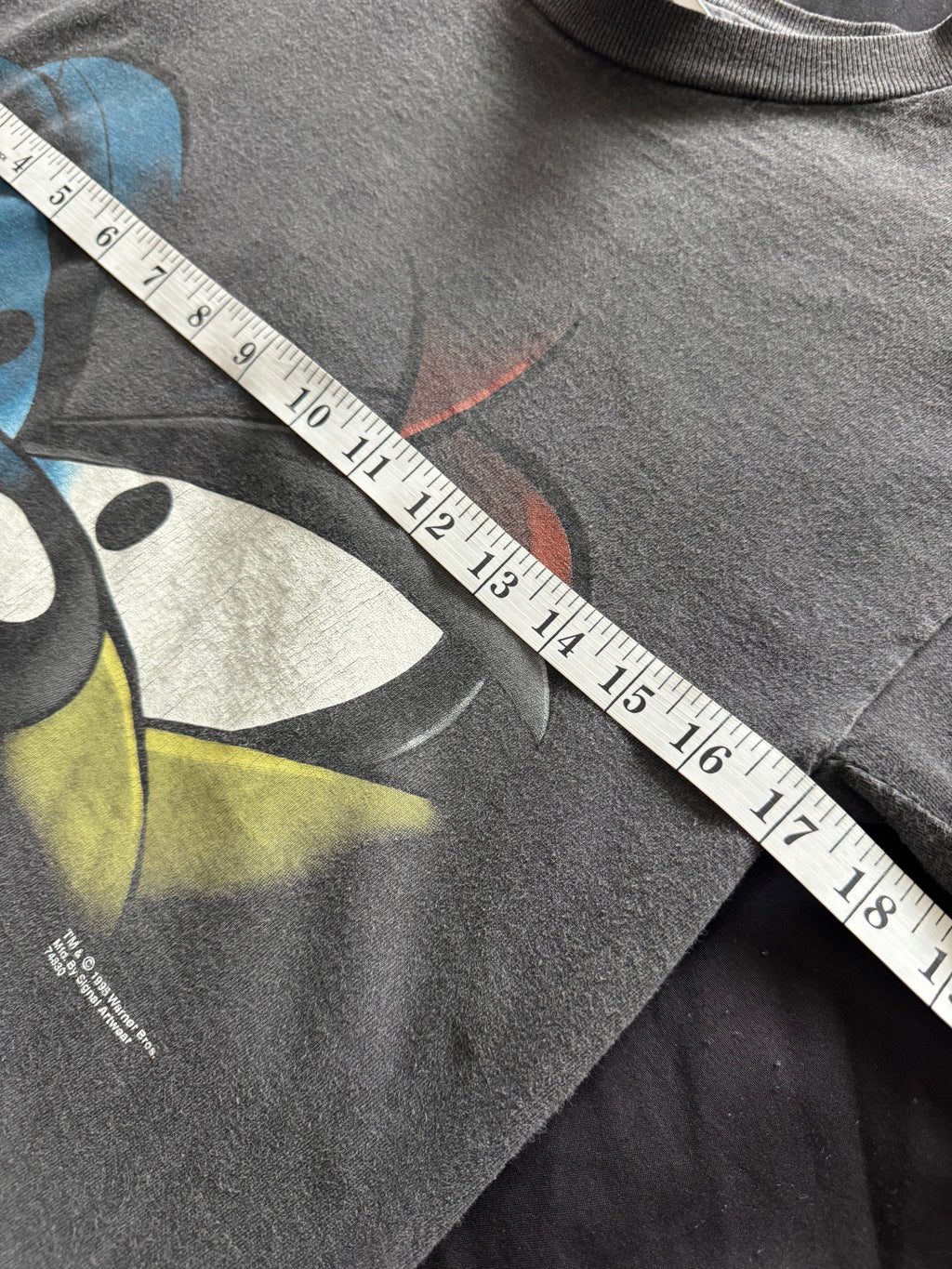 Vintage Taz Signal Art Wear T-Shirt