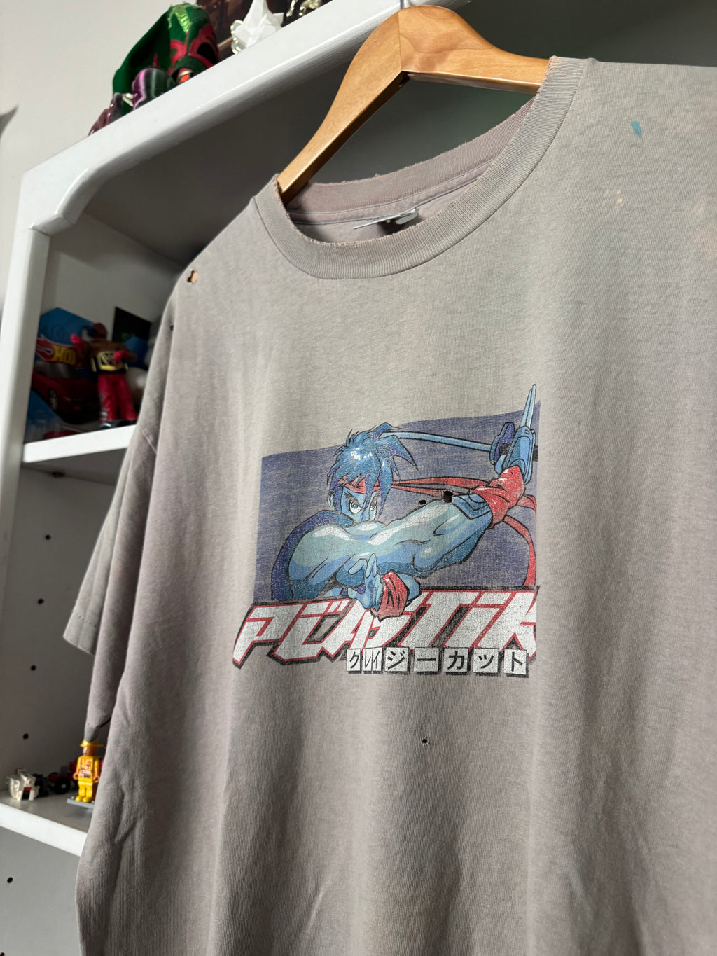 GRAIL PLASTIK ANIME T-SHIRT