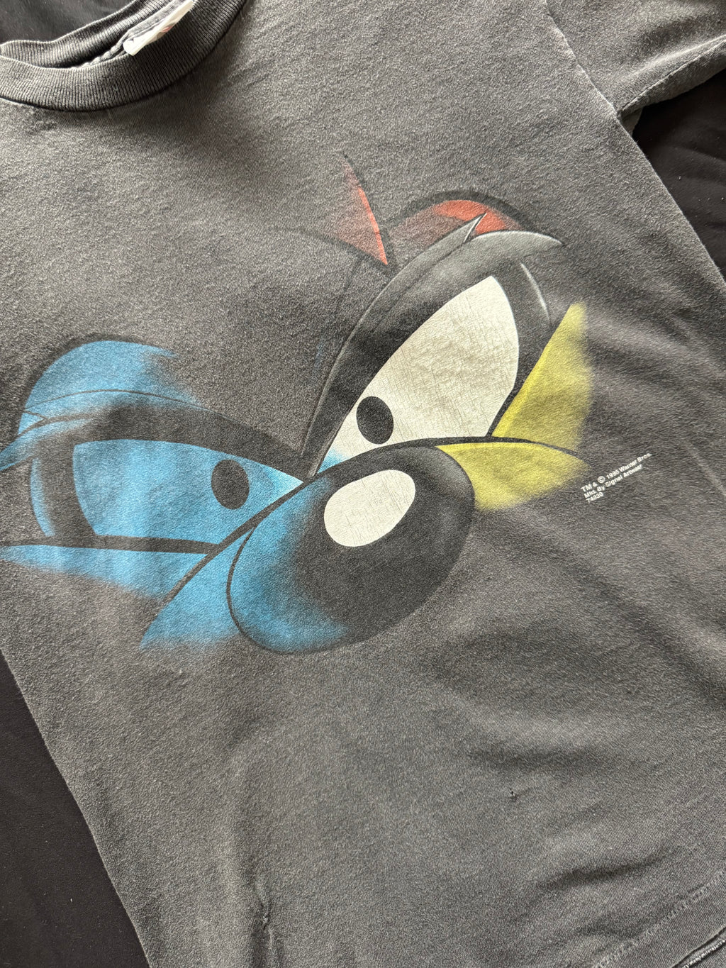 Vintage Taz Signal Art Wear T-Shirt