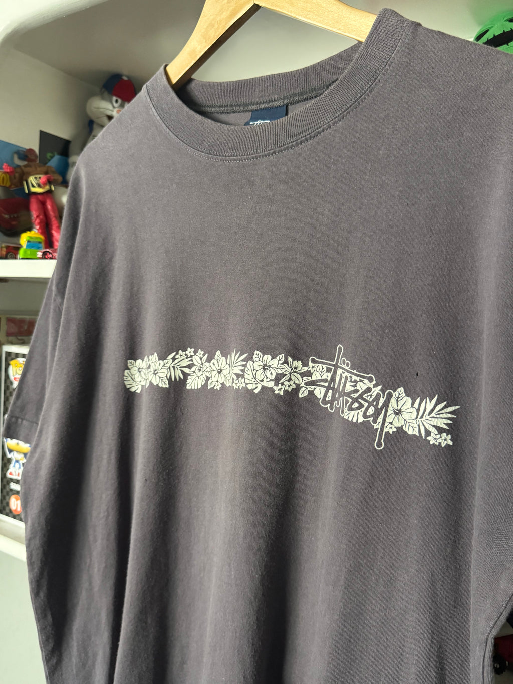 Vintage Stussy Floral Pattern T-shirt