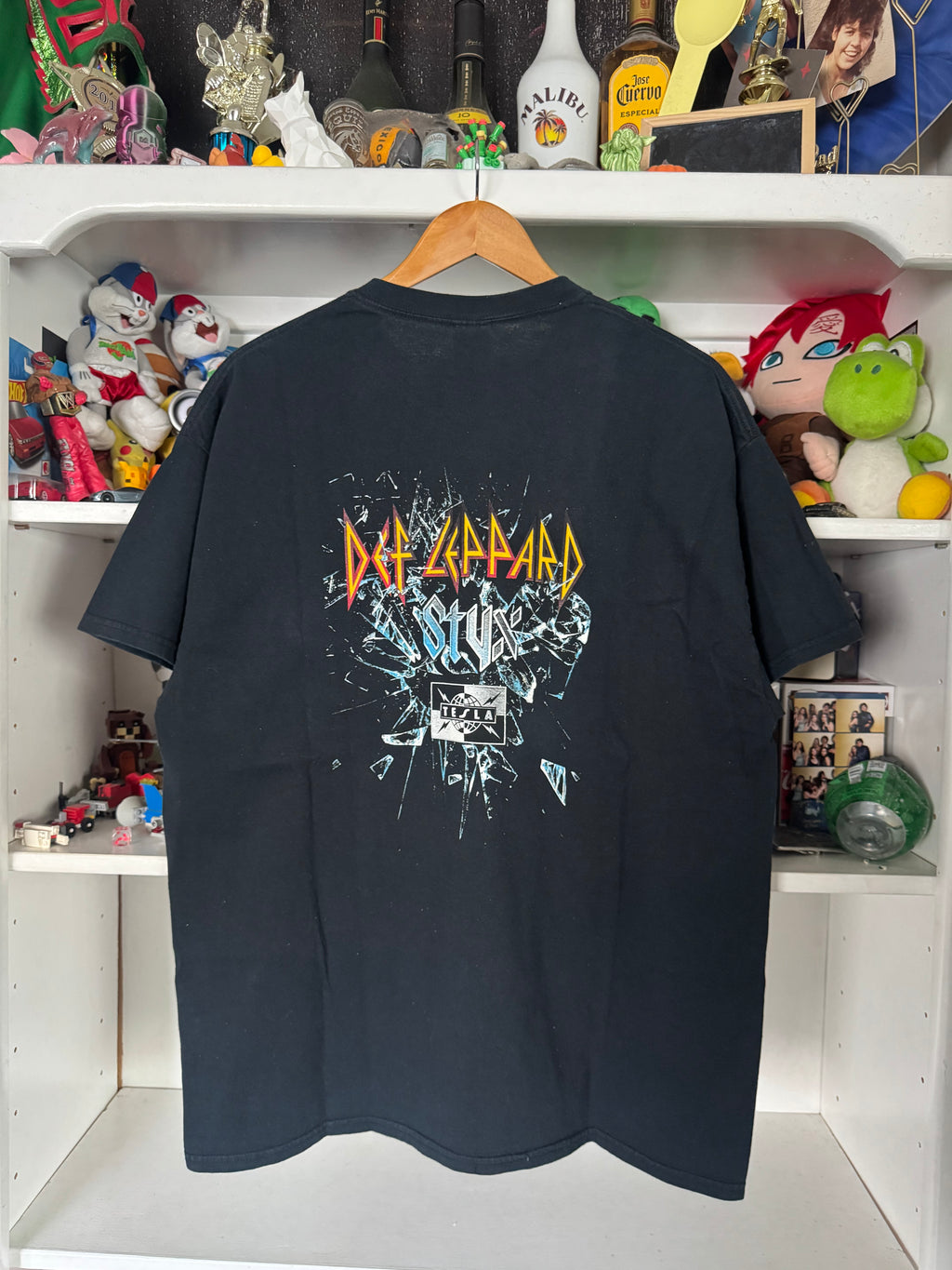 2000s Def Leppard, Styx, and Tesla Award Show T-shirt