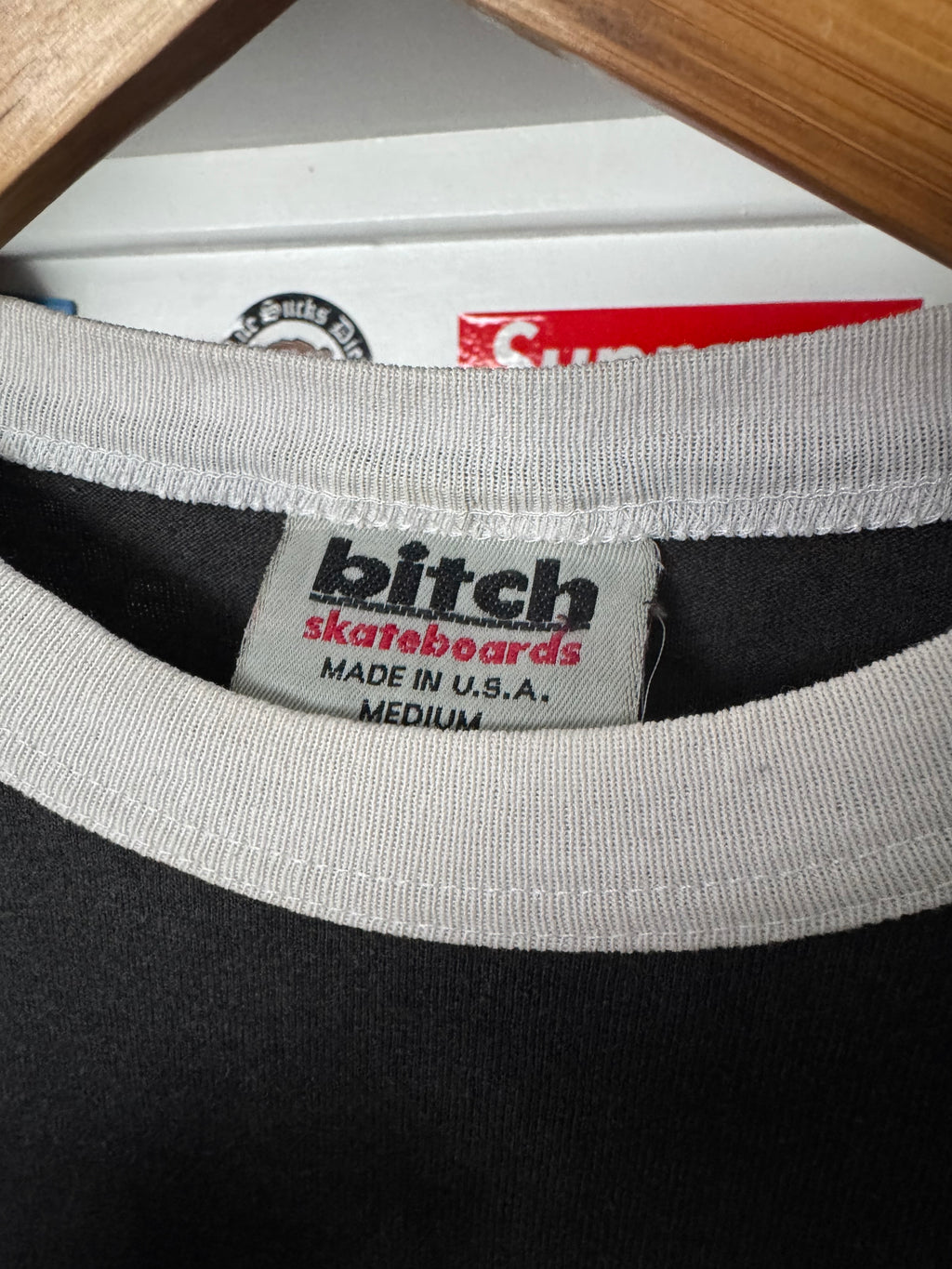 Bitch Skateboard simple center hit