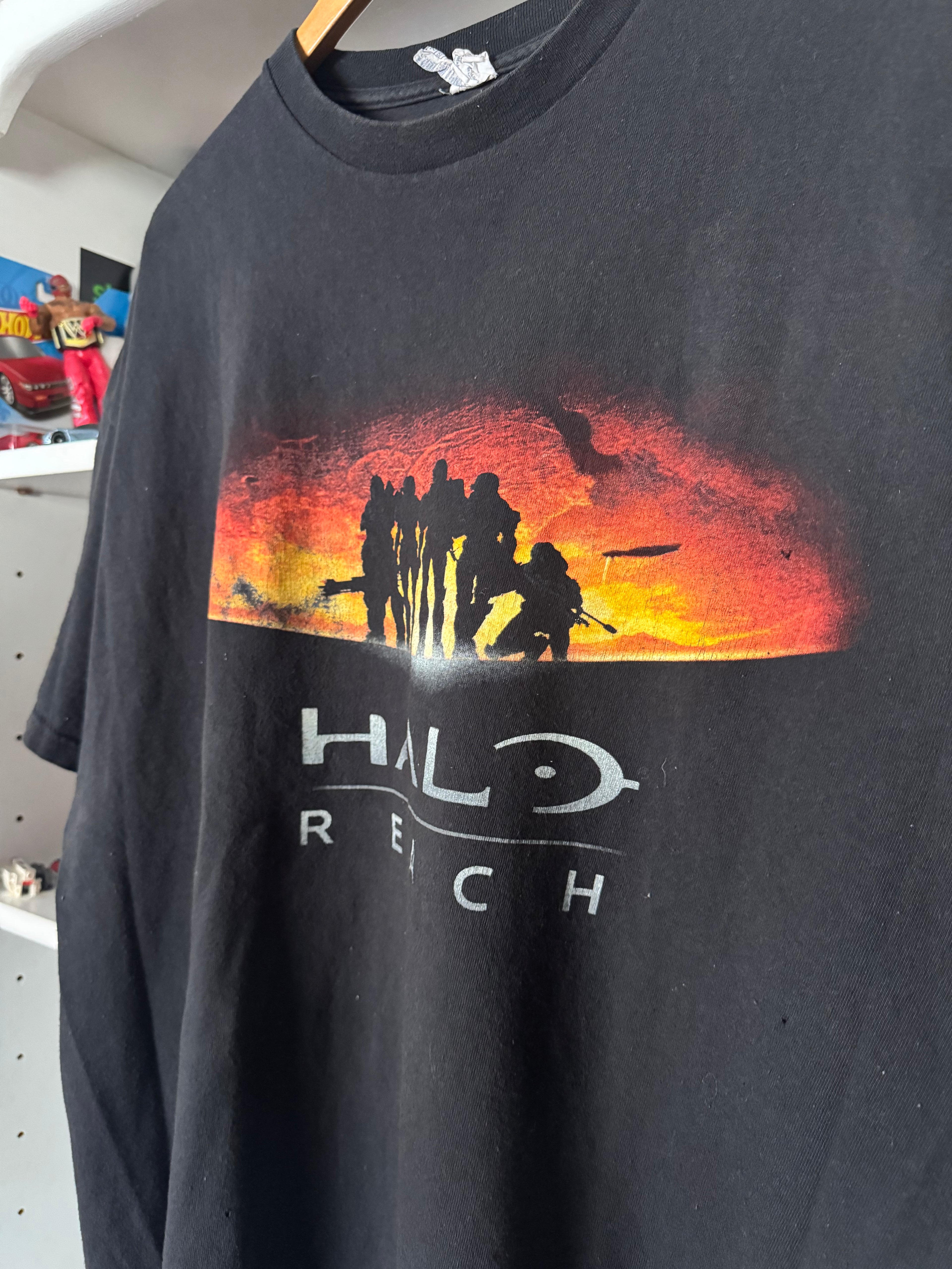 2000s Halo Reach Video Game Promo T-shirt